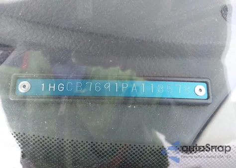 1993 Honda Accord 10Th Anniversary from USA, damaged, VIN 1HGCB7691PA113578